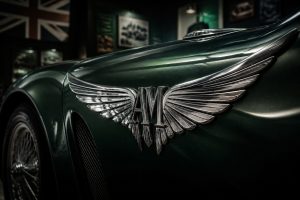 Le logo Aston Martin : une histoire d'ailes et de prestige